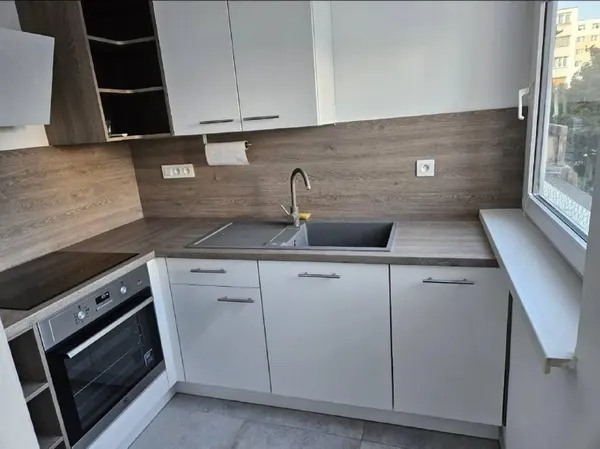 2-комн. квартира, 80 м², Ružinov, с балконом