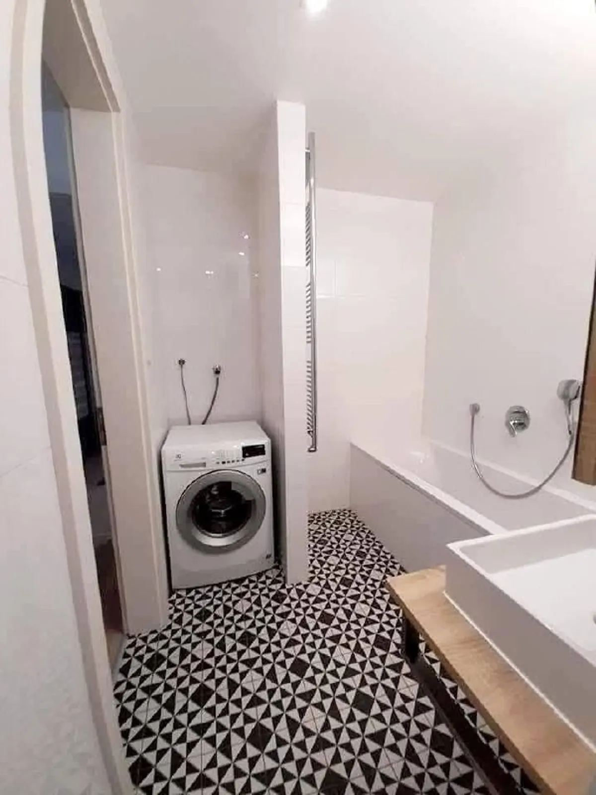 2-комн. квартира, Staré Mesto, Hriňovská