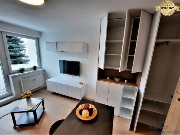 Студия с балконом, Ružinov, Bratislava