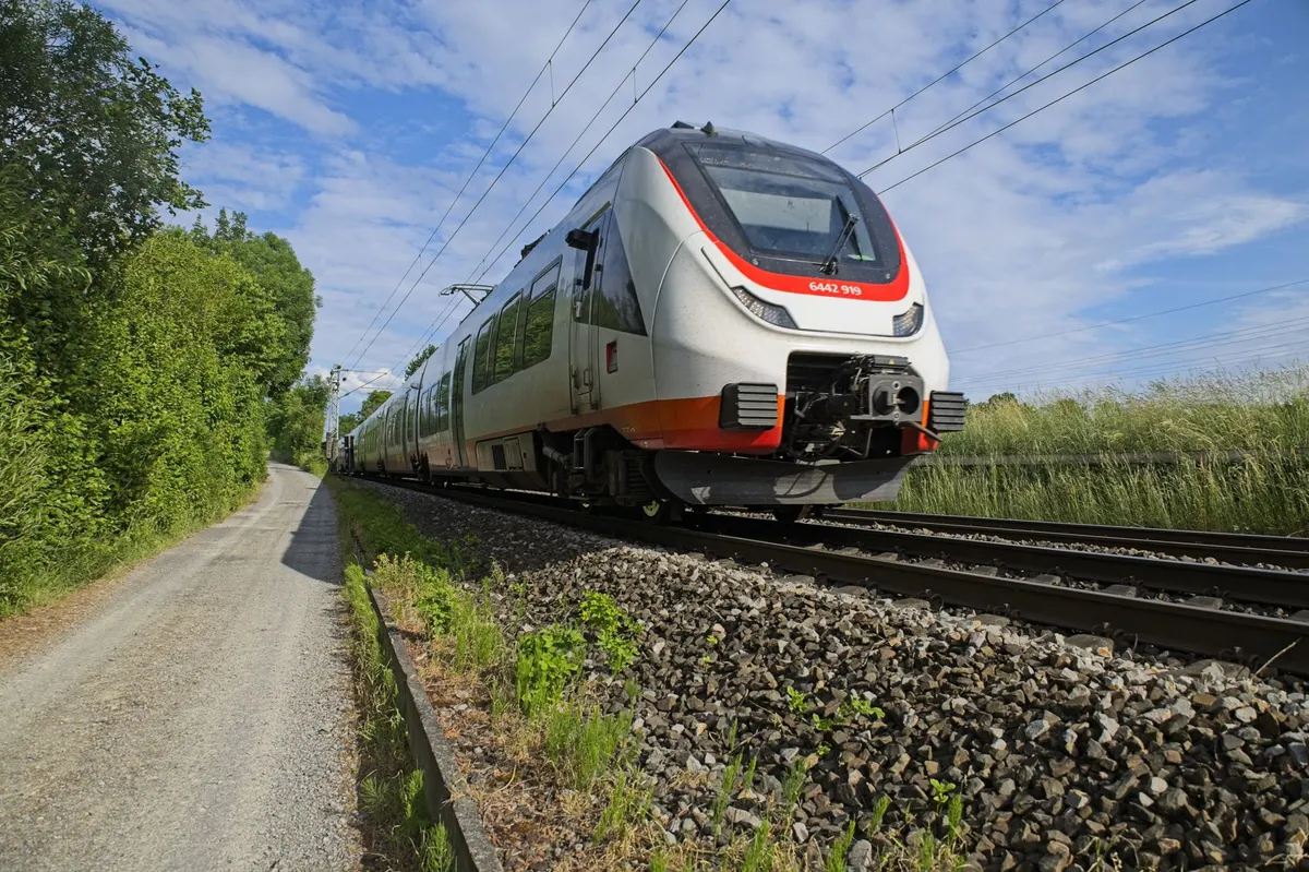 ETCS вимкнено на Братислава–Жиліна: швидість знижена до 120 км/год, ризик аварій без машиніста