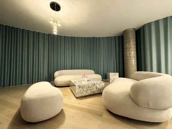Квартира 120 м² на 21-м этаже, Eurovea Tower