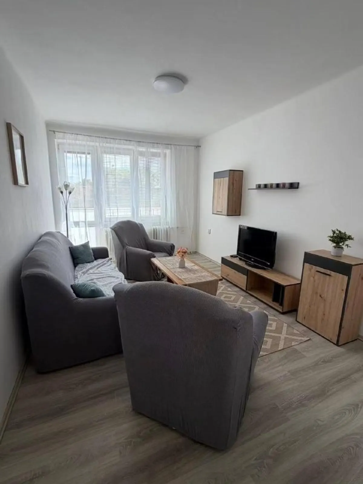3-комн. квартира, Bratislava, Ružinov, Ostredky