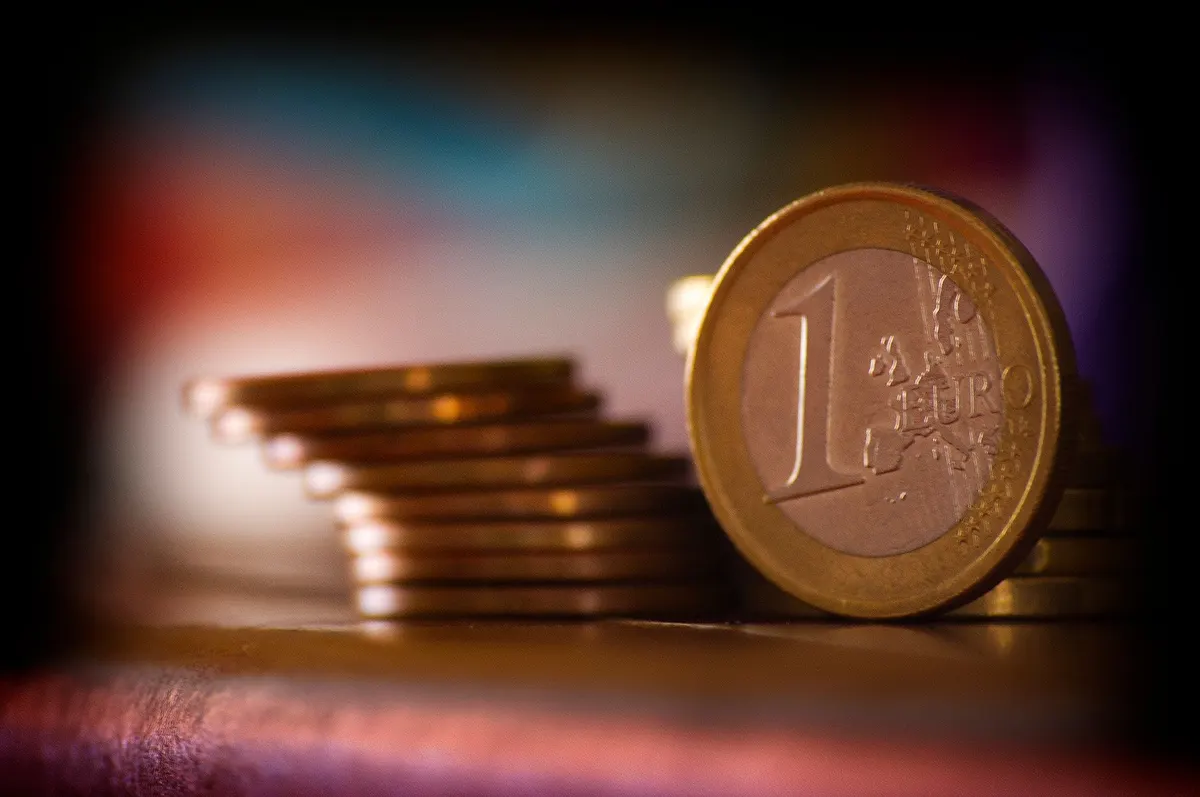 ЄЦБ підняла ставки до 2,5%: як це вплине на кредити та депозити українців у Словаччині