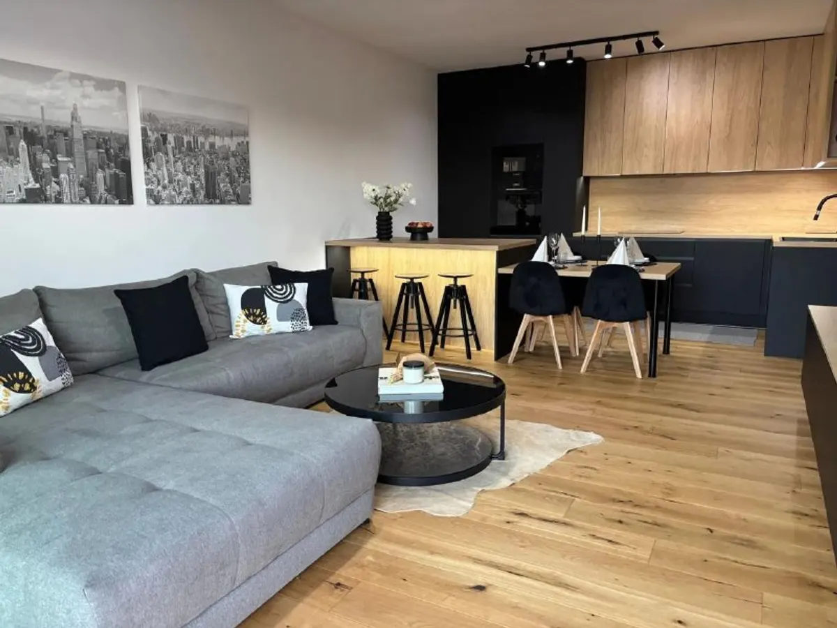 3-комн. квартира с террасой, Нове Место, Grand Koliba