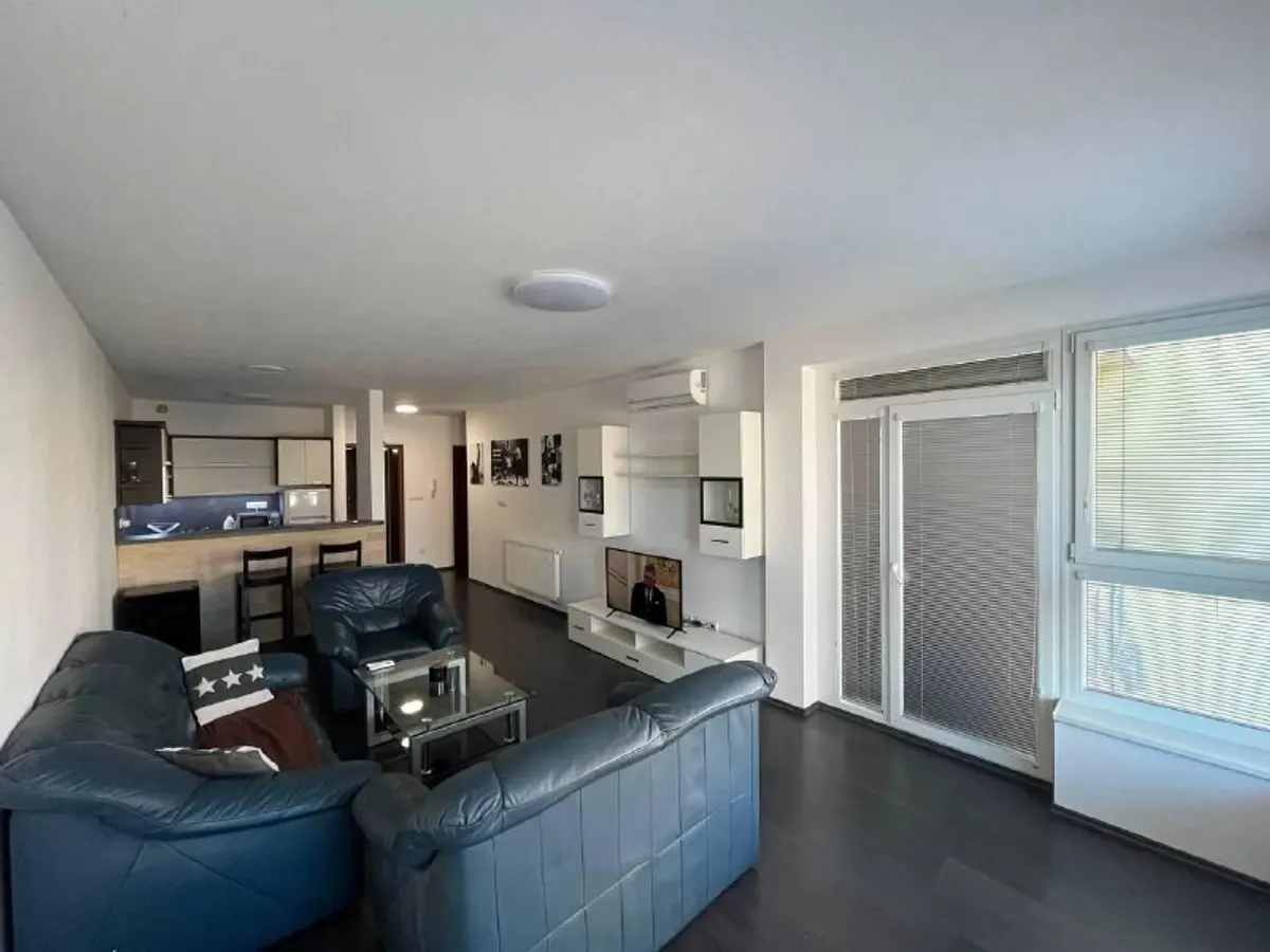 3-комн. квартира, центр Senec, Nabucco residence