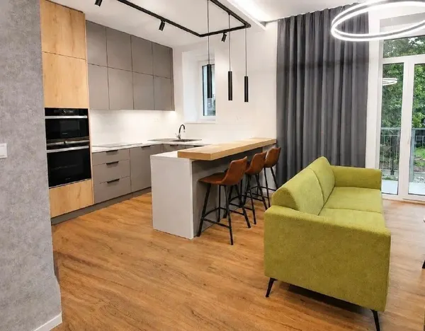 3-комн. квартира, Jelenia, Staré Mesto, Bratislava